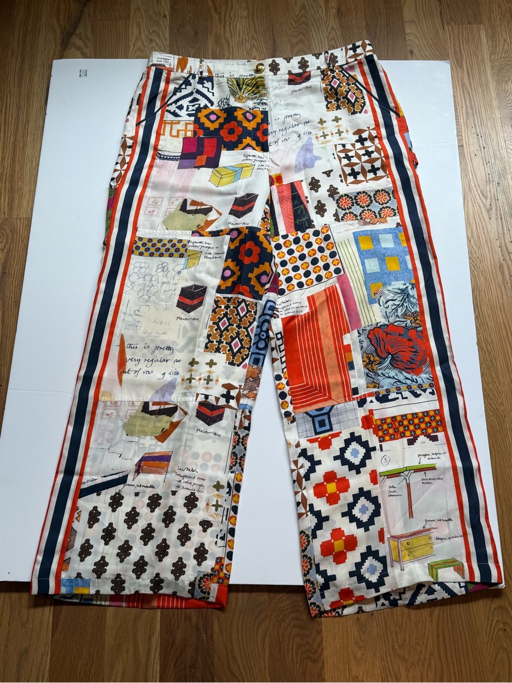 Tory Burch Sienna Printed Silk Trousers | Patchwork Collage | Size Medium - Picture 5 of 16